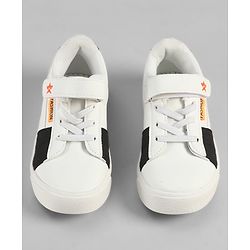 Cute Walk by Babyhug Velcro Closure Solid Sneaker Shoes - White