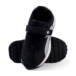 Cute Walk by Babyhug Velcro Closure Solid Sneaker Shoes - Black