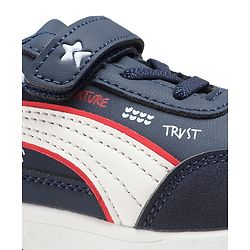 Cute Walk by Babyhug Velcro Closure Hearts Printed Sneaker Shoes - White