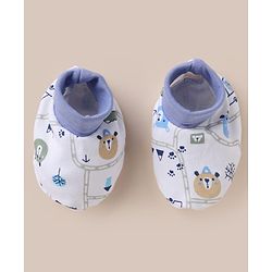 Babyhug 100% Cotton Interlock Knit Cap, Mitten & Booties with Vehicle Bear Map Print White - Diameter 14 cm