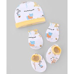 Babyhug 100% Cotton Interlock Knit Cap , Mittens & Booties with Bear Print White - Diameter 13 cm