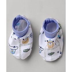 Babyhug 100% Cotton Interlock Knit Mittens & Booties with Animal Vehicle Print - White
