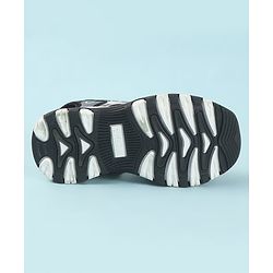 Cute Walk by Babyhug Velcro Closure Solid Sandals - Black