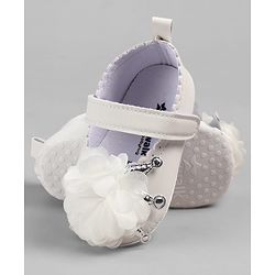 Cute Walk by Babyhug Velcro Closure Booties With Floral Applique - White