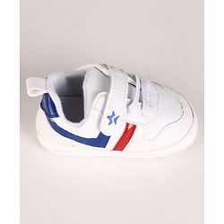 Cute Walk by Babyhug Velcro Closure Solid Booties - White