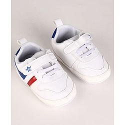 Cute Walk by Babyhug Velcro Closure Solid Booties - White