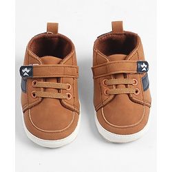 Cute Walk by Babyhug Velcro Closure Solid Booties - Tan