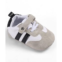 Cute Walk by Babyhug Velcro Closure Striped Booties - Grey