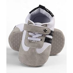 Cute Walk by Babyhug Velcro Closure Striped Booties - Grey
