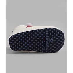 Cute Walk by Babyhug Velcro Closure Solid Booties - Navy Blue