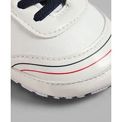 Cute Walk by Babyhug Velcro Closure Solid Booties - White