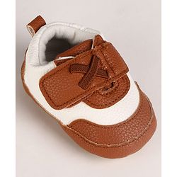 Cute Walk by Babyhug Velcro Closure Solid Booties - Grey
