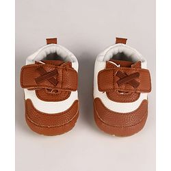 Cute Walk by Babyhug Velcro Closure Solid Booties - Grey