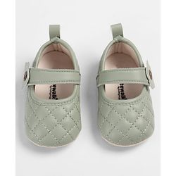Cute Walk by Babyhug Velcro Closure Embroidered Booties With Floral Applique - Pink