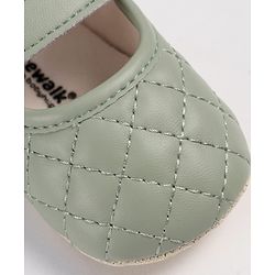 Cute Walk by Babyhug Velcro Closure Embroidered Booties With Floral Applique - Pink