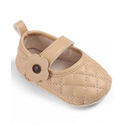 Cute Walk by Babyhug Velcro Closure Embroidered Booties With Floral Applique - Pink