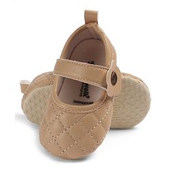 Cute Walk by Babyhug Velcro Closure Embroidered Booties With Floral Applique - Pink