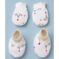 Babyhug 100% Cotton Interlock Knit Mittens & Booties With Paris Print - White