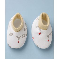 Babyhug 100% Cotton Interlock Knit Mittens & Booties With Paris Print - White