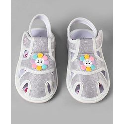 Cute Walk by Babyhug Velcro Closure Sandals With Floral Applique - Pink