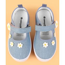 Cute Walk by Babyhug Velcro Closure Casual shoes With Floral Applique - Blue