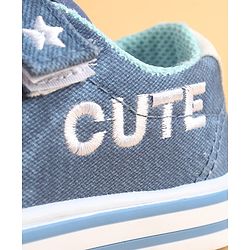 Cute Walk by Babyhug Velcro Closure Casual Shoes with Cute Embroidery - Blue