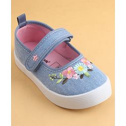 Cute Walk by Babyhug Velcro Closure Casual Shoes with Floral Embroidery - Blue