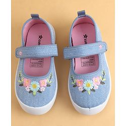 Cute Walk by Babyhug Velcro Closure Casual Shoes with Floral Embroidery - Blue