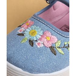 Cute Walk by Babyhug Velcro Closure Casual Shoes with Floral Embroidery - Blue