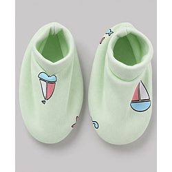 Babyhug 100% Cotton Interlock Knit Boat & Whale Printed Cap Mittens & Booties Sea Green- Diameter 18.5 cm