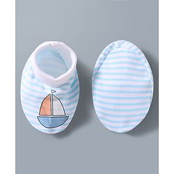 Babyhug 100% Cotton Interlock Knit Striped Mittens & Booties Set With Boat Print - White
