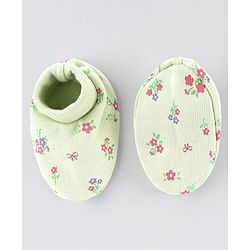 Babyhug 100% Cotton Interlock Knit Cap Mitten & Booties Set With Floral Print & Bow Applique Light Green - Diameter 15 cm