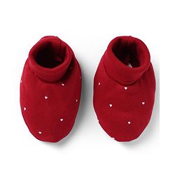 Babyhug 100% Cotton Interlock Knit Cap Mittens & Booties With Heart Design Maroon - Diameter 15 cm