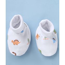 Babyhug 100% Cotton Interlock Knit Caps Mittens & Booties with Elephant Dinosaur Print White - Diameter 14.5 cm