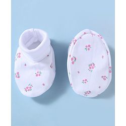 Babyhug 100% Cotton Interlock Knit Mittens and Booties Set With Floral Print - White