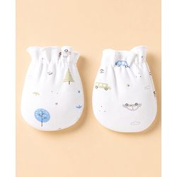 Babyhug 100% Cotton Car Printed Mittens & Booties - White