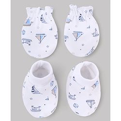 Babyhug 100% Cotton Knit Nautical Theme Printed Mittens & Booties Set - White