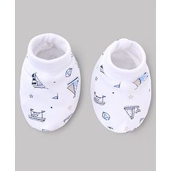 Babyhug 100% Cotton Knit Nautical Theme Printed Mittens & Booties Set - White