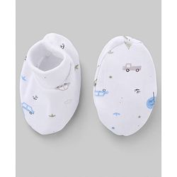 Babyhug 100% Cotton Interlock Knit Cap Mittens & Booties Set With Vehicle Print White - Diameter 14.5 cm