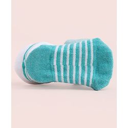 Cute Walk by Babyhug Socks With Large Bear Applique - Aqua