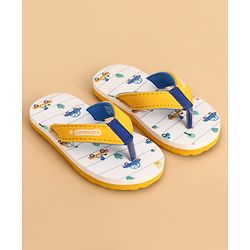 Cute Walk by Babyhug Slip Ons Flip Flop With Vehicle Print - White