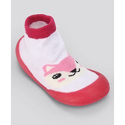 Cute Walk by Babyhug Slip On Closure Sock shoes With Fox Design - Pink