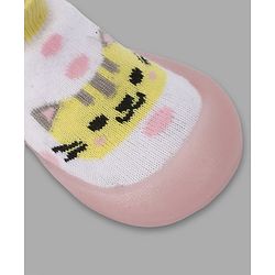 Cute Walk by Babyhug Slip On Closure Sock shoes With Cat Design - Pink & White