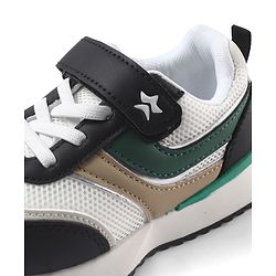 Cute Walk by Babyhug Velcro Closure Sneaker Shoes With Star Applique - Black