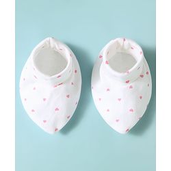 Babyhug 100% Cotton Knit Hearts Printed Mittens & Booties Set - White