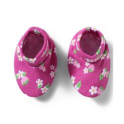 Babyhug 100% Cotton Knit Floral & Starwberry Printed Mittens & Booties Set - Multicolor