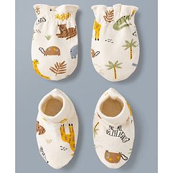 Babyhug 100% Cotton Interlock Knit Mittens & Booties with Jungle Theme - Cream