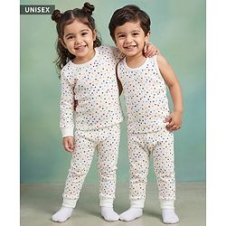 Babyhug Knit Full Sleeves Vests & Pant Thermal Inner Wear with Star Print - Offwhite