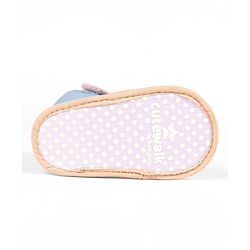 Cute Walk by Babyhug Velcro Closure Solid Booties - Light Blue