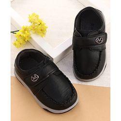 Cute Walk by Babyhug Velcro Closure Party Wear Shoes With Applique - Black
